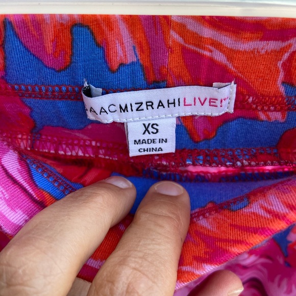 Isaac Mizrahi Live! Pants Sz XS Hibiscus Floral Print Red / Pink. - Picture 4 of 5